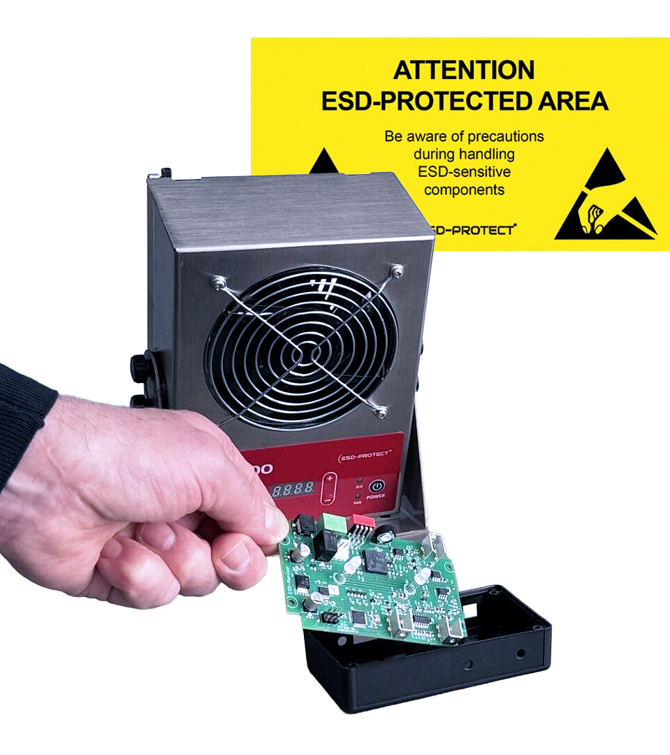 Ionisierung-bei-Platineneinbau-transparent